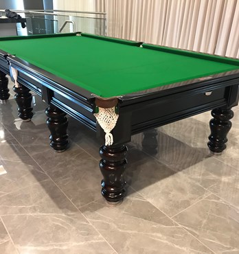 9ft x 4'6" 'Windsor' style Master Billiards Snooker/Pool/Billiards Table Image