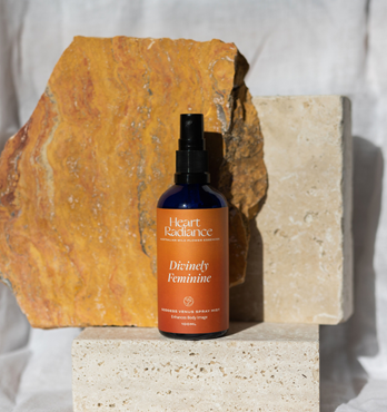 Divinely Feminine 100ml Spray Mist Image