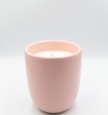 Essential Oil Candle Image