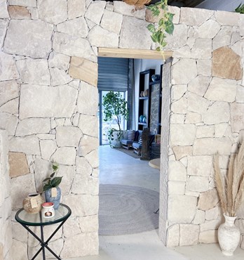 Irregular Paringa Interior and Exterior Stone Cladding Image