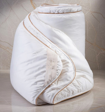 Estate Pure Merino Wool Quilt Image