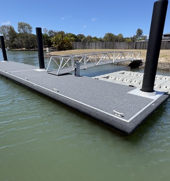 Heavy Duty Pontoon Fender Image
