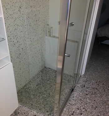 Designer Flake, Decorative Coloured Flakes Image