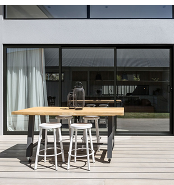 Aluminium Extrusion Image