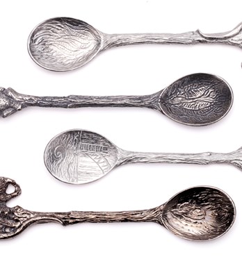 Australiana gifts & souvenirs made from plated pewter Image