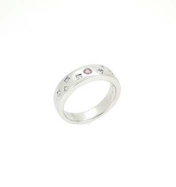 Pink Diamond - custom designed and handmade fine jewellery. Image