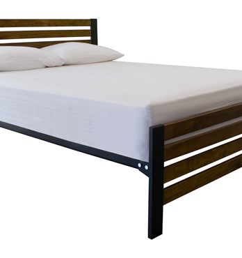 Tropic steel and timber bed Image