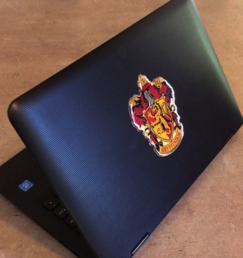 Fan Emblems Harry Potter Domed Chrome Car Decal - Gryffindor Crest Image