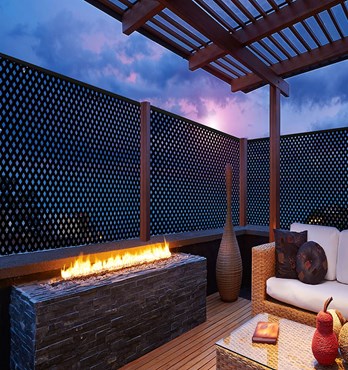 Lattice Screens Image