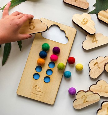 Wooden Counting Tray Image