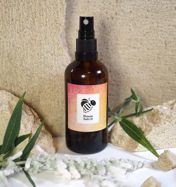 Blossom Bath Oil for dehydrated skin Image
