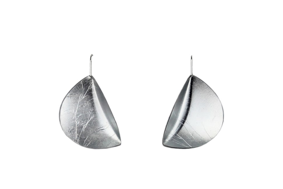 MO RESIN Jewellery and Homeware