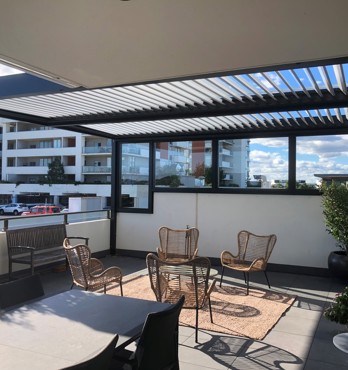 Eclipse Opening Roof Image