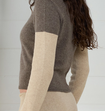 Contrast Long Sleeve Image