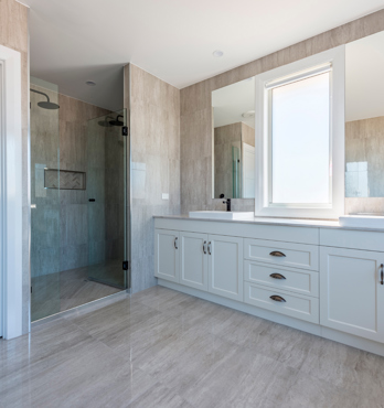 Mirrors Image