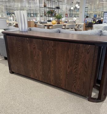 Riverside - SO (Superior Oak), this beautiful collection, designed with soft curves and unique configuration which will suit any home.    Whether this be the Country, Coastal, Mountains or cities our 'Riverside.  Image