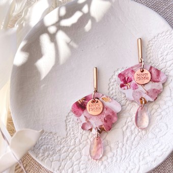 Nancy Joanna Collection