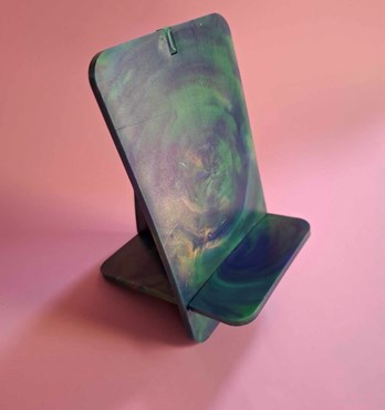Eco-Friendly Phone Stands Image