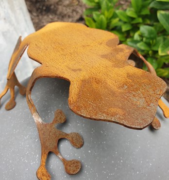 Frog - Australian Made Rusted Metal Garden Art Image