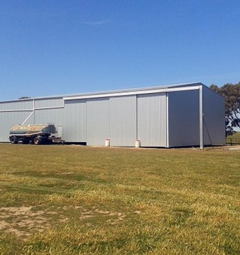 Hangers and Hay Sheds Up to 27m Span Image