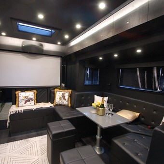 Rivenlee Equine Coaches 