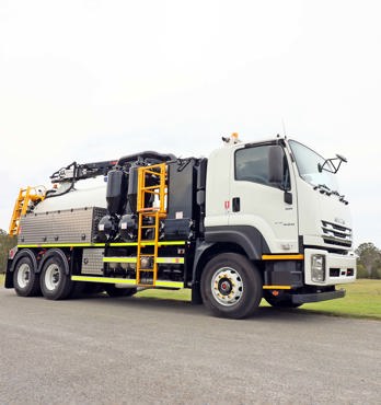 Vacuum Extraction Trucks Image