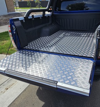 Tub & Tail Gate Checker Plate Image