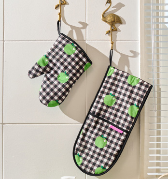 Oven Mitt Double Image