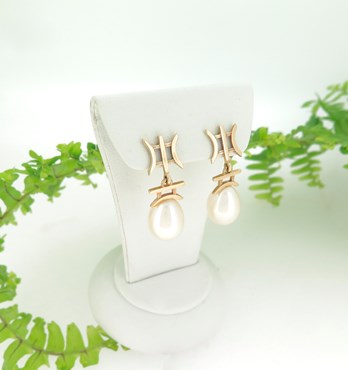 Black Cicada Studio - 9ct Gold jewellery Image