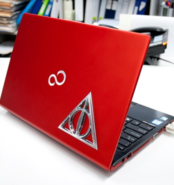 Fan Emblems Harry Potter 3D Car Badge - Deathly Hallows Symbol (Chrome) Image