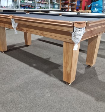 9ft x 4'6" 'Master' style Master Billiards Snooker/Pool/Billiards Table Image