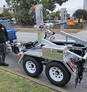 2.5T self loading drum trailer Image