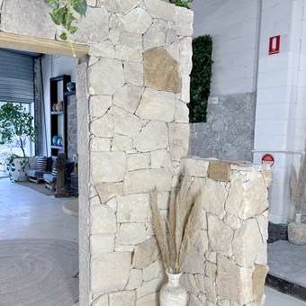 Irregular Paringa Interior and Exterior Stone Cladding