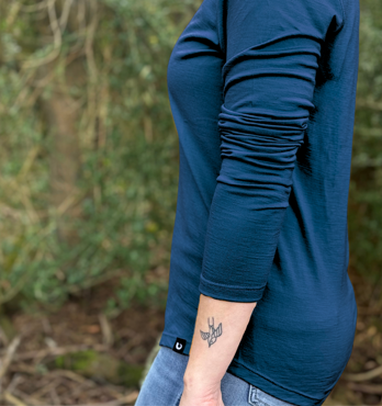 Women’s Merino 180 Callie Long Sleeve Crew Neck Top Image