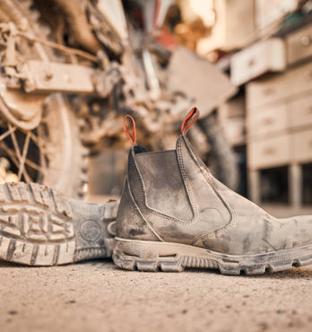 Redback Classic Boots Image