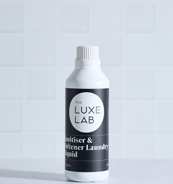 Sanitiser & Softener Laundry Liquid Image