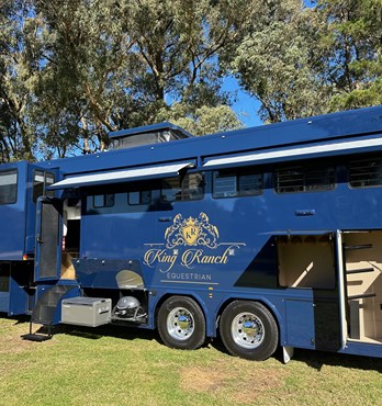 Rivenlee Equine Coaches Image