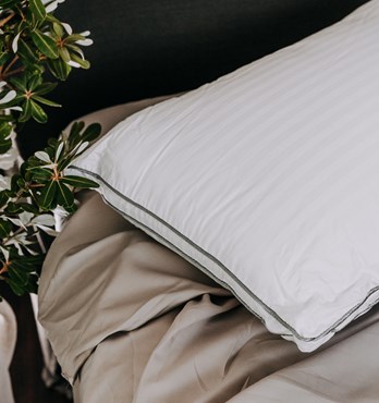 Moodmaker Superior Alpaca fibre pillow Image