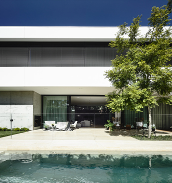 Evaya External Venetian Blinds Image