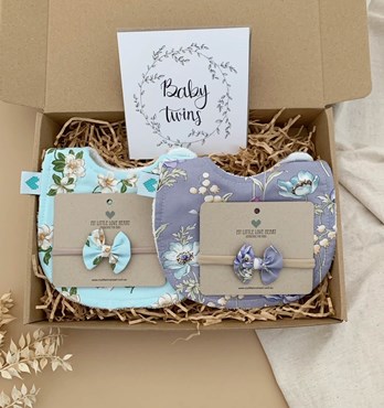 Girl Baby Twins Gift Set – Wild Lavender & Magnolia Image