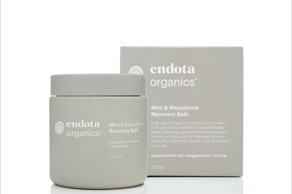 endota spa Rest & Restore Mint & Macadamia Recovery Bath