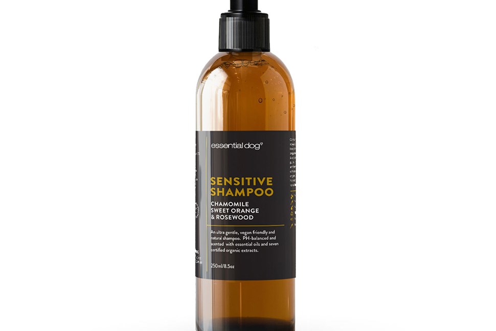 Essential Dog Shampoo (Sensitive): Chamomile, Sweet Orange & Rosewood