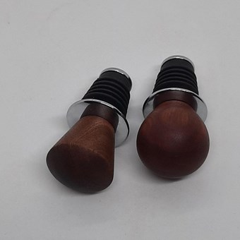 Timber Bottle Stoppers