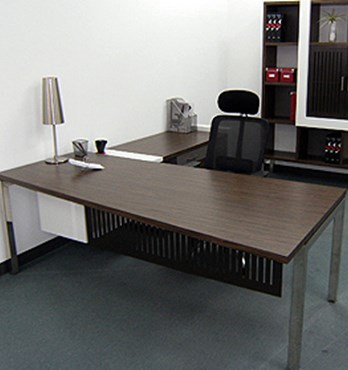 Track Desks, Tables, Returns, Workstations and Privacy Screens Image
